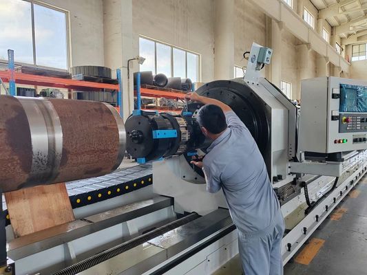 150 Rpm / phút Tốc độ Skiving Roller Burnishing Machine Động đơn Thiết kế thực tế