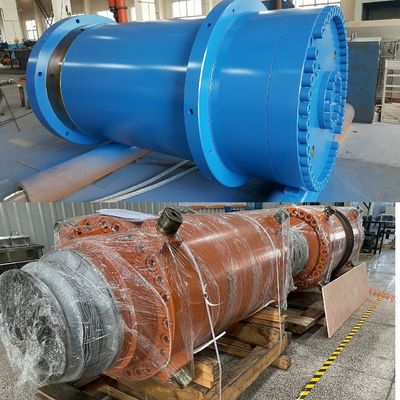 Các xi lanh tháp thép được sử dụng trong nhà máy thép